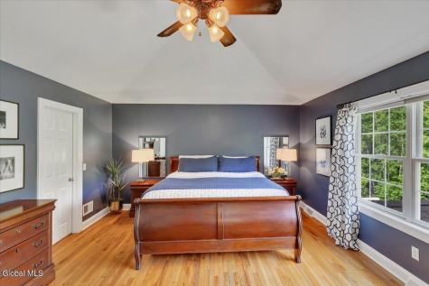 13 Tipperary Way Ballston Lake NY 12019