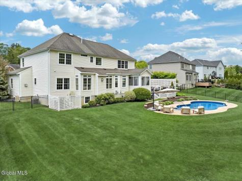 13 Tipperary Way Ballston Lake NY 12019