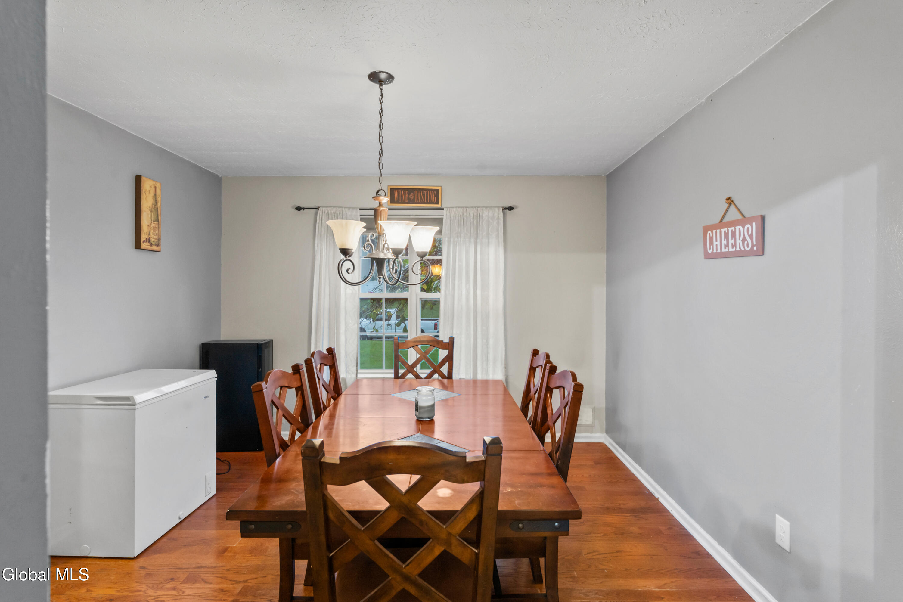 8 Chapman Court Queensbury NY 12804