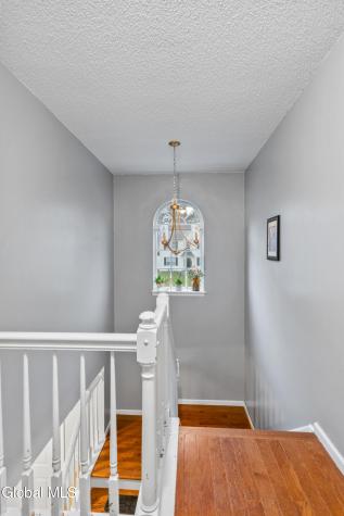 8 Chapman Court Queensbury NY 12804