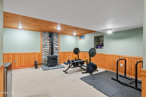 8 Chapman Court Queensbury NY 12804