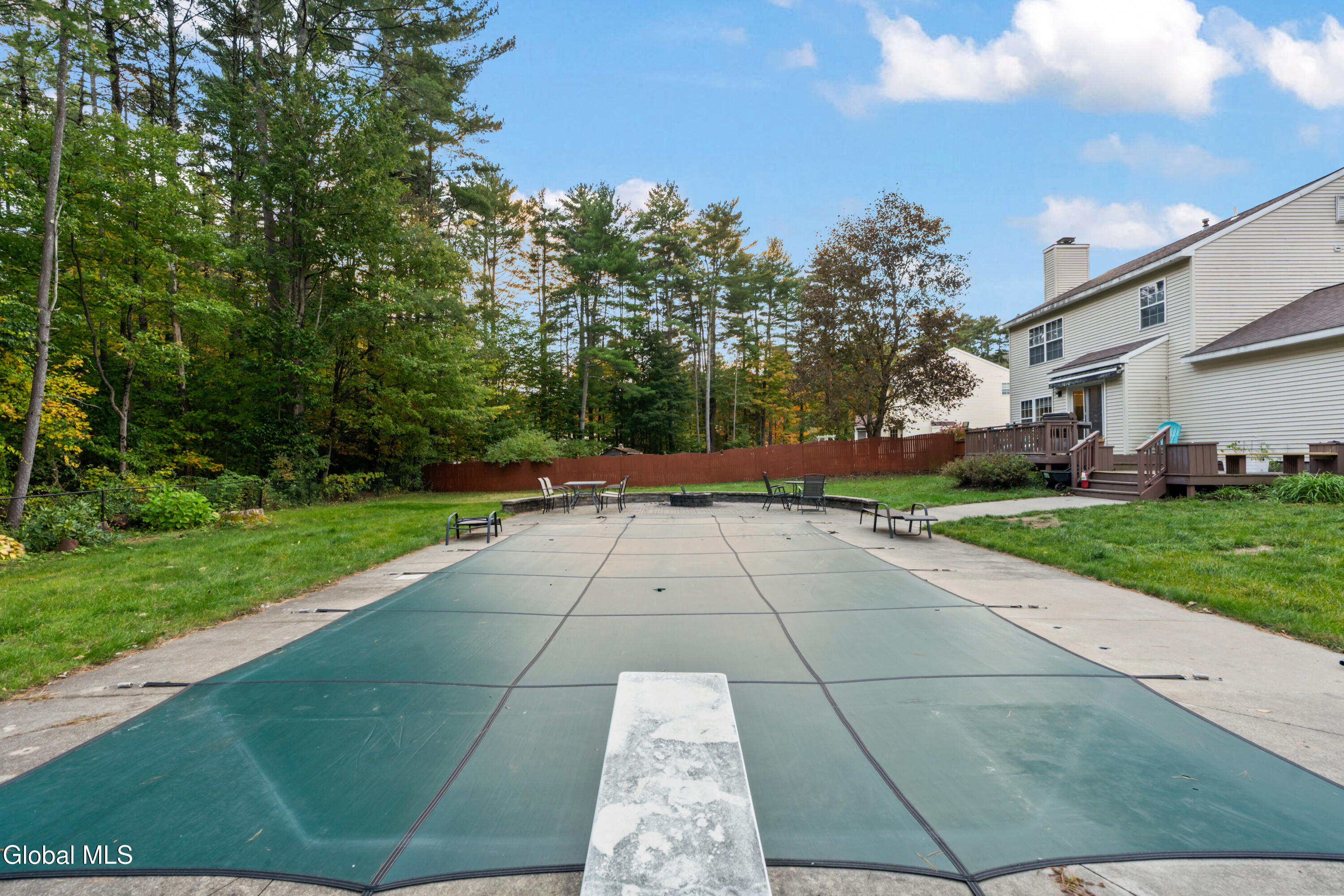 8 Chapman Court Queensbury NY 12804
