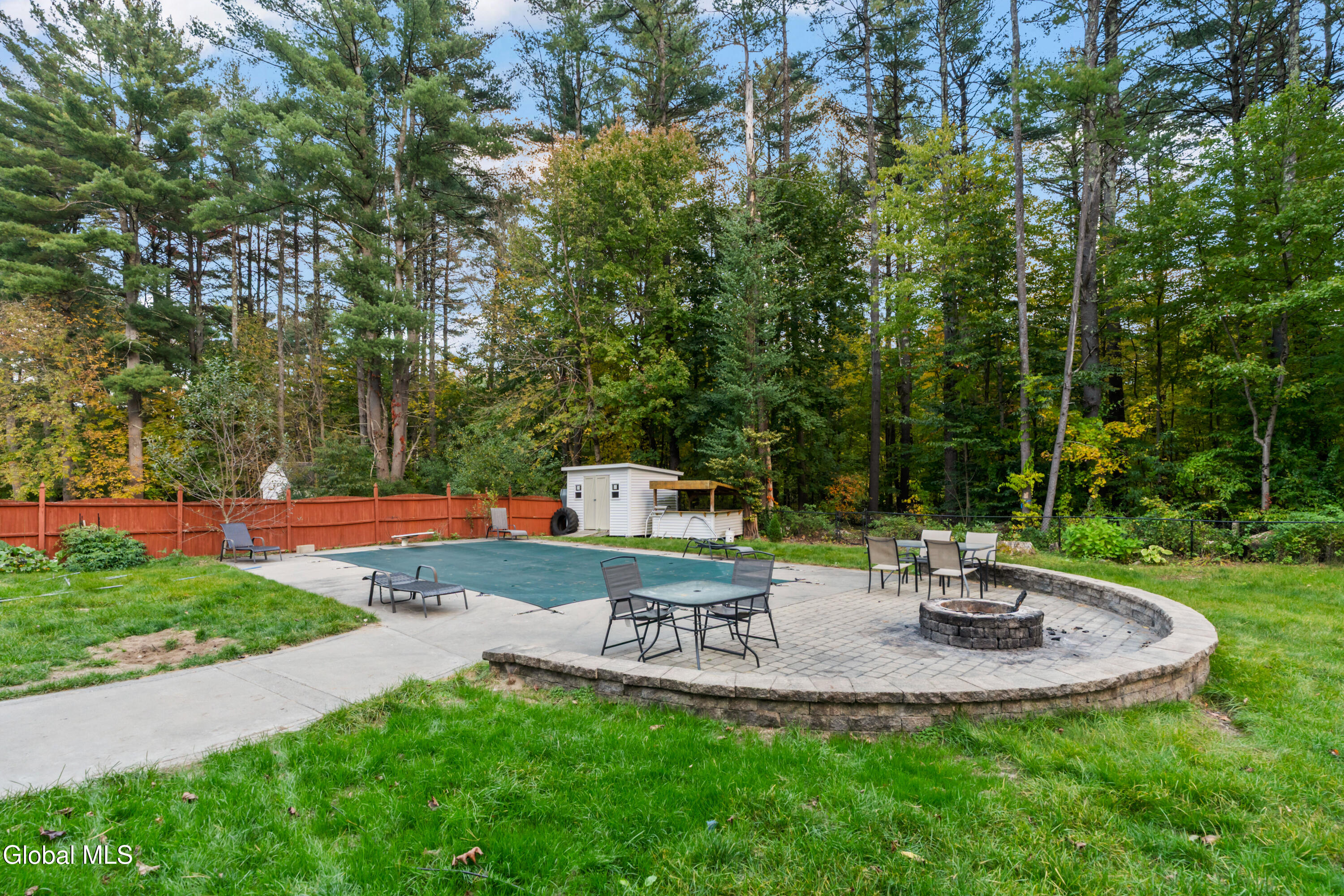8 Chapman Court Queensbury NY 12804