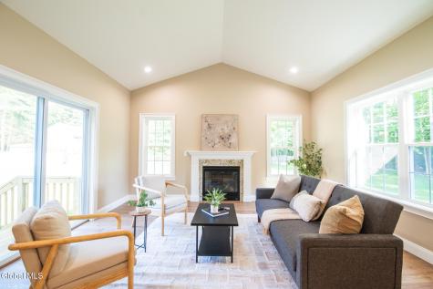 10 Wolfe Road Queensbury NY 12804