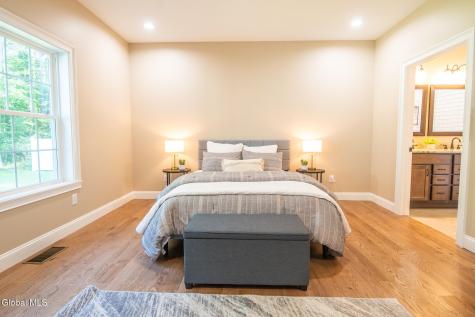 10 Wolfe Road Queensbury NY 12804