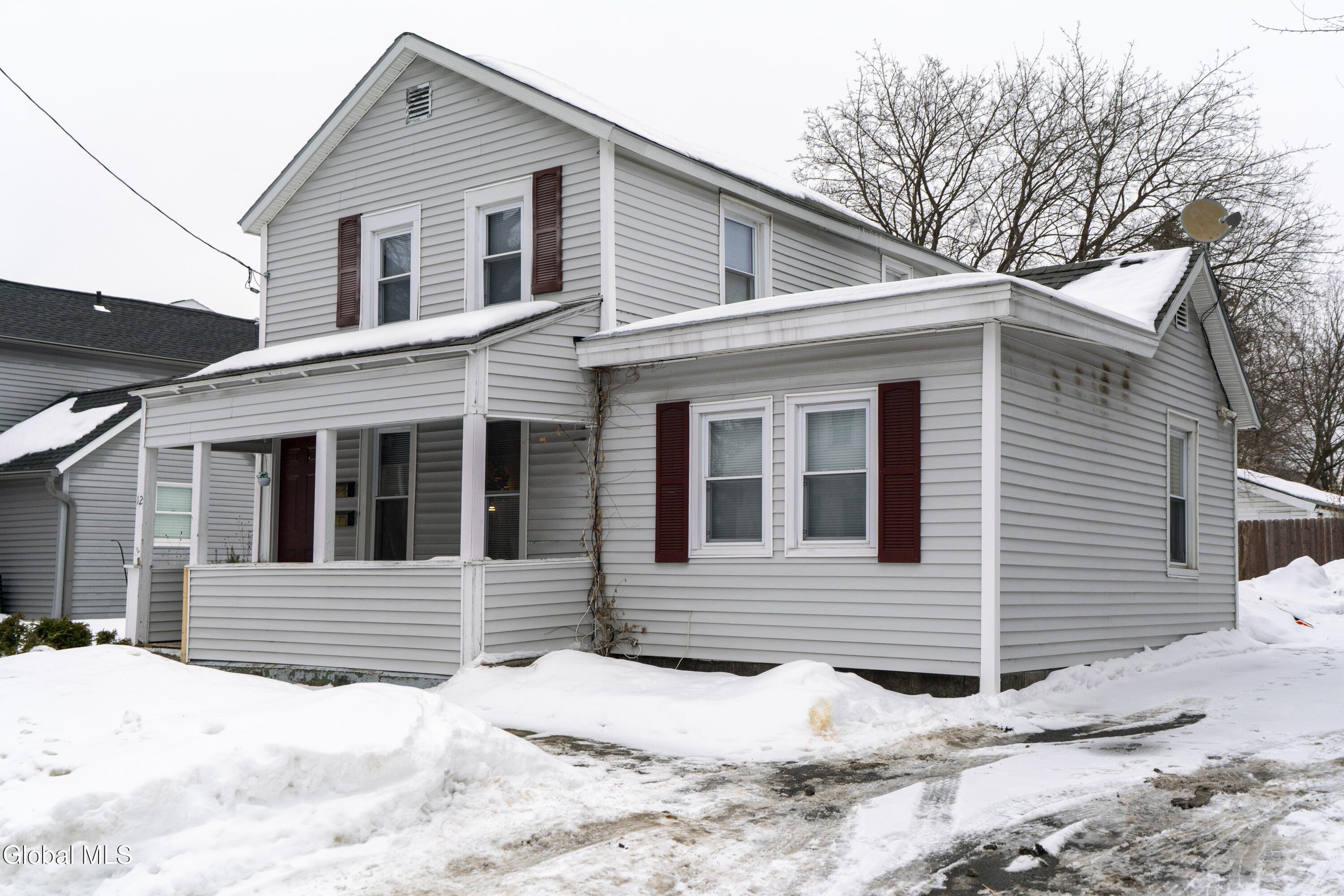 12 Hyde Street Saratoga Springs NY 12866