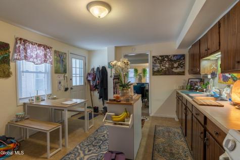 12 Hyde Street Saratoga Springs NY 12866