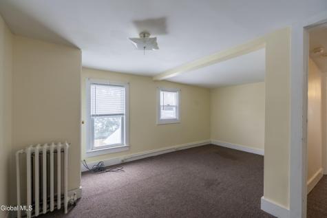 12 Hyde Street Saratoga Springs NY 12866