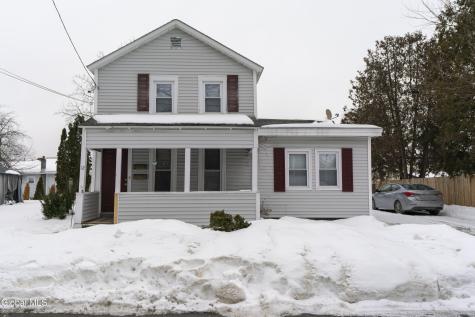 12 Hyde Street Saratoga Springs NY 12866