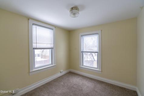 12 Hyde Street Saratoga Springs NY 12866