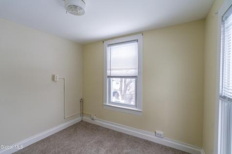 12 Hyde Street Saratoga Springs NY 12866