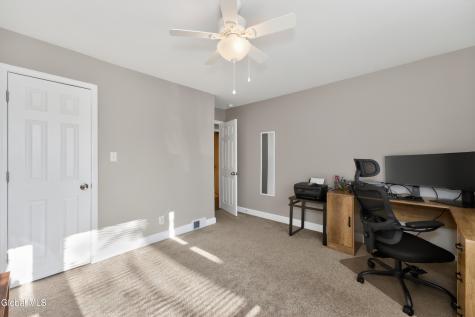 9 Mullen Drive Rotterdam NY 12306