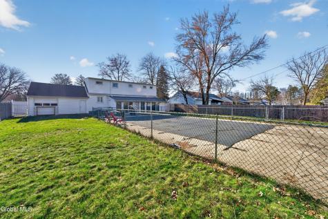 9 Mullen Drive Rotterdam NY 12306