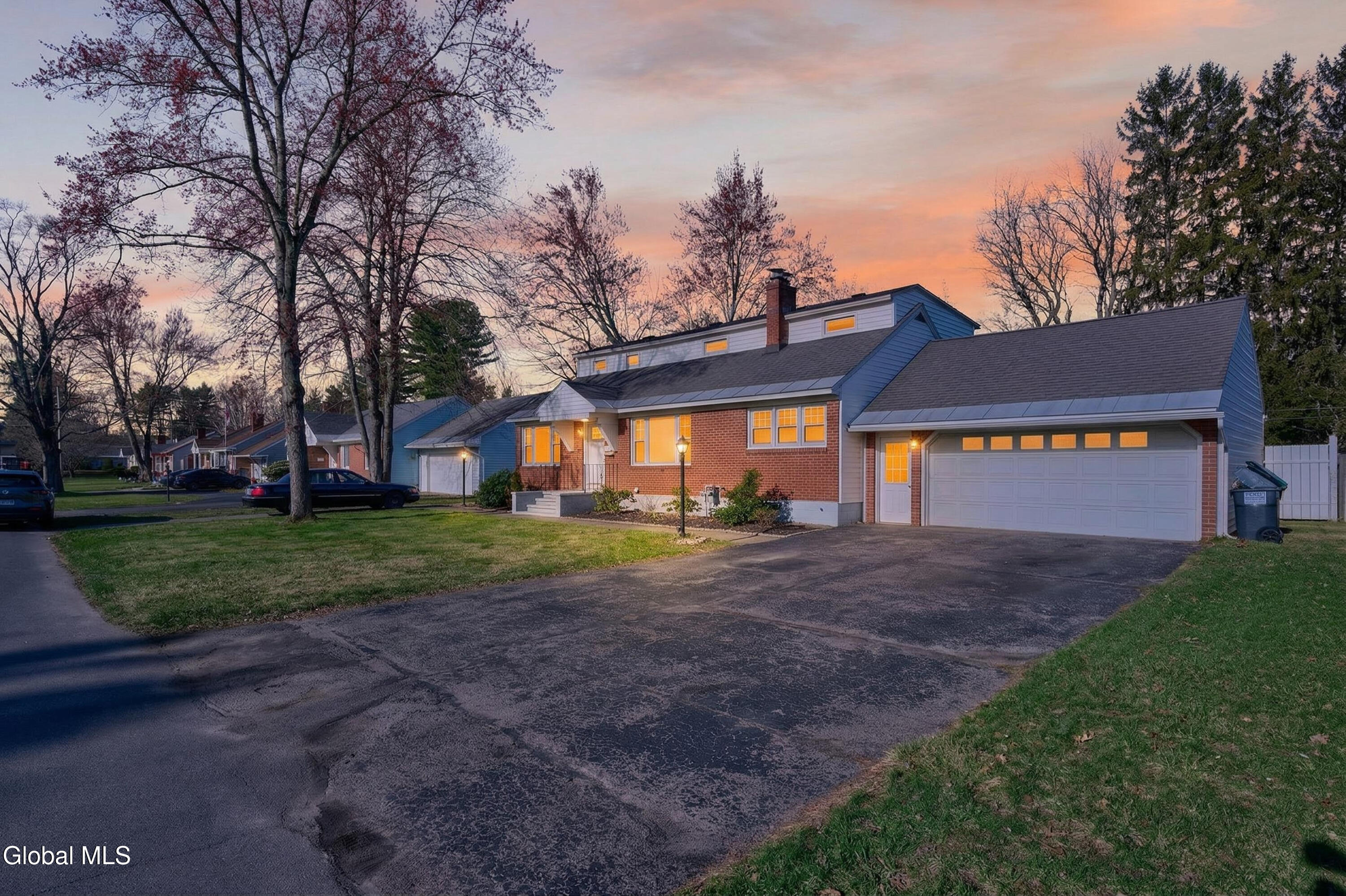 9 Mullen Drive Rotterdam NY 12306
