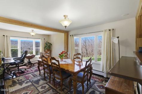 15 Loneoak Lane Petersburgh NY 12138