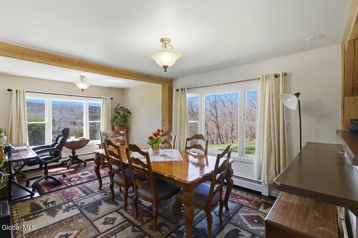 15 Loneoak Lane Petersburgh NY 12138