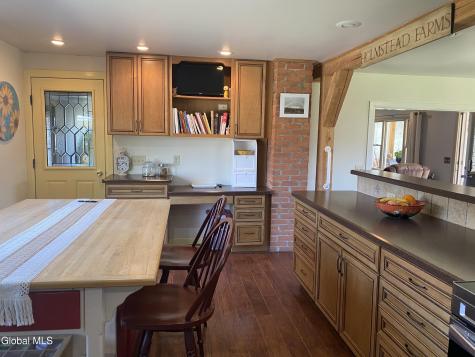 15 Loneoak Lane Petersburgh NY 12138