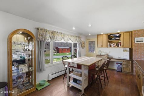 15 Loneoak Lane Petersburgh NY 12138