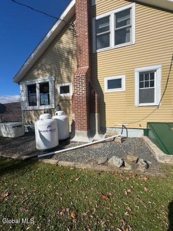15 Loneoak Lane Petersburgh NY 12138