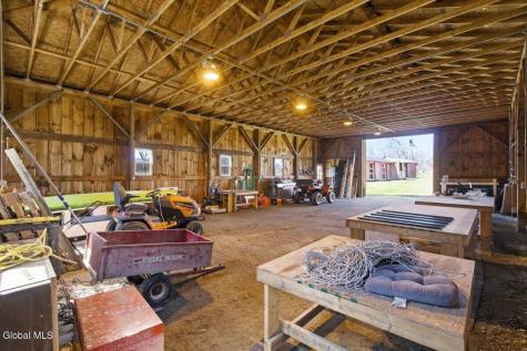15 Loneoak Lane Petersburgh NY 12138