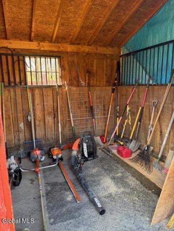 15 Loneoak Lane Petersburgh NY 12138