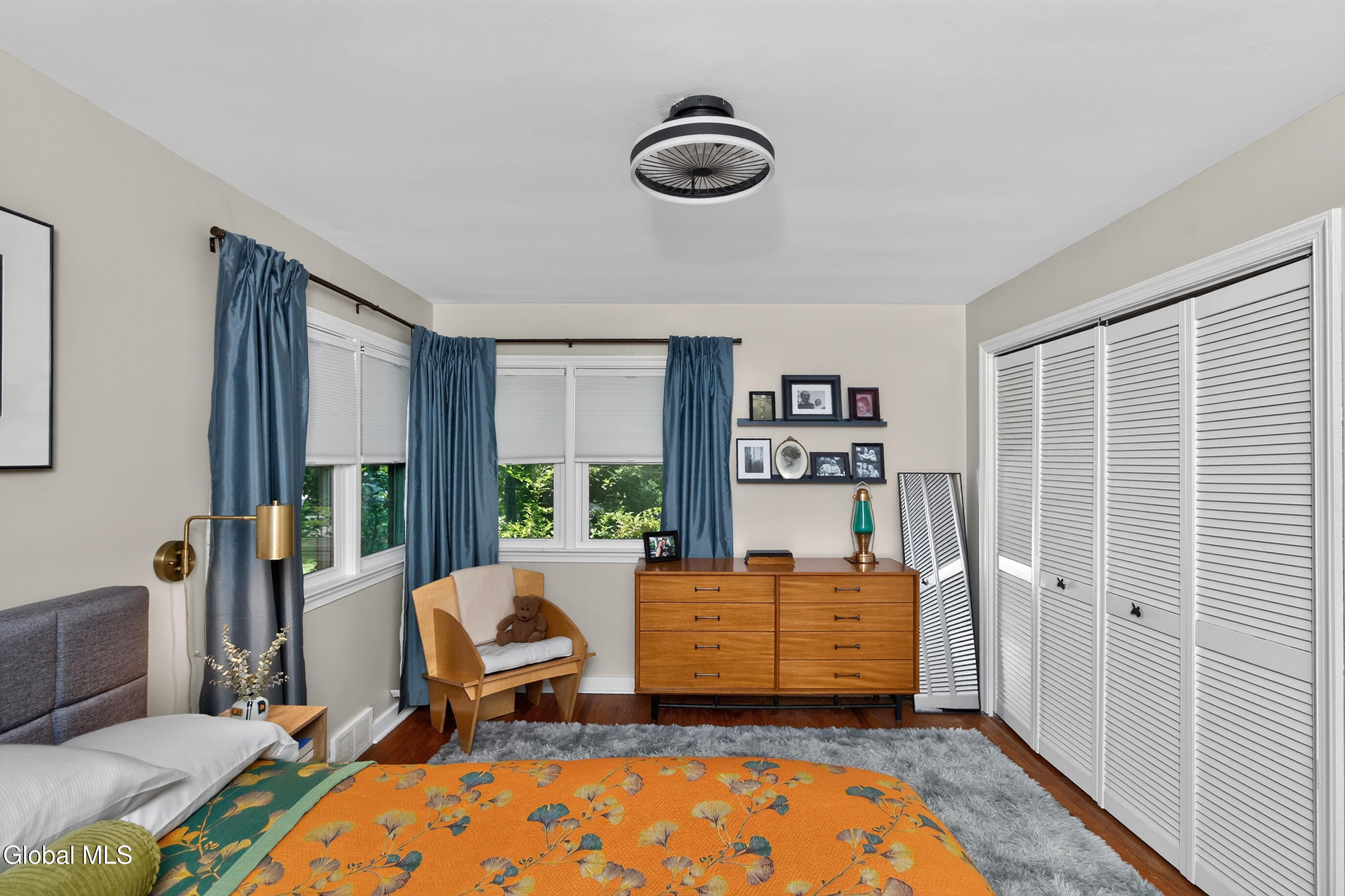1009 Tollgate Lane Schenectady NY 12303
