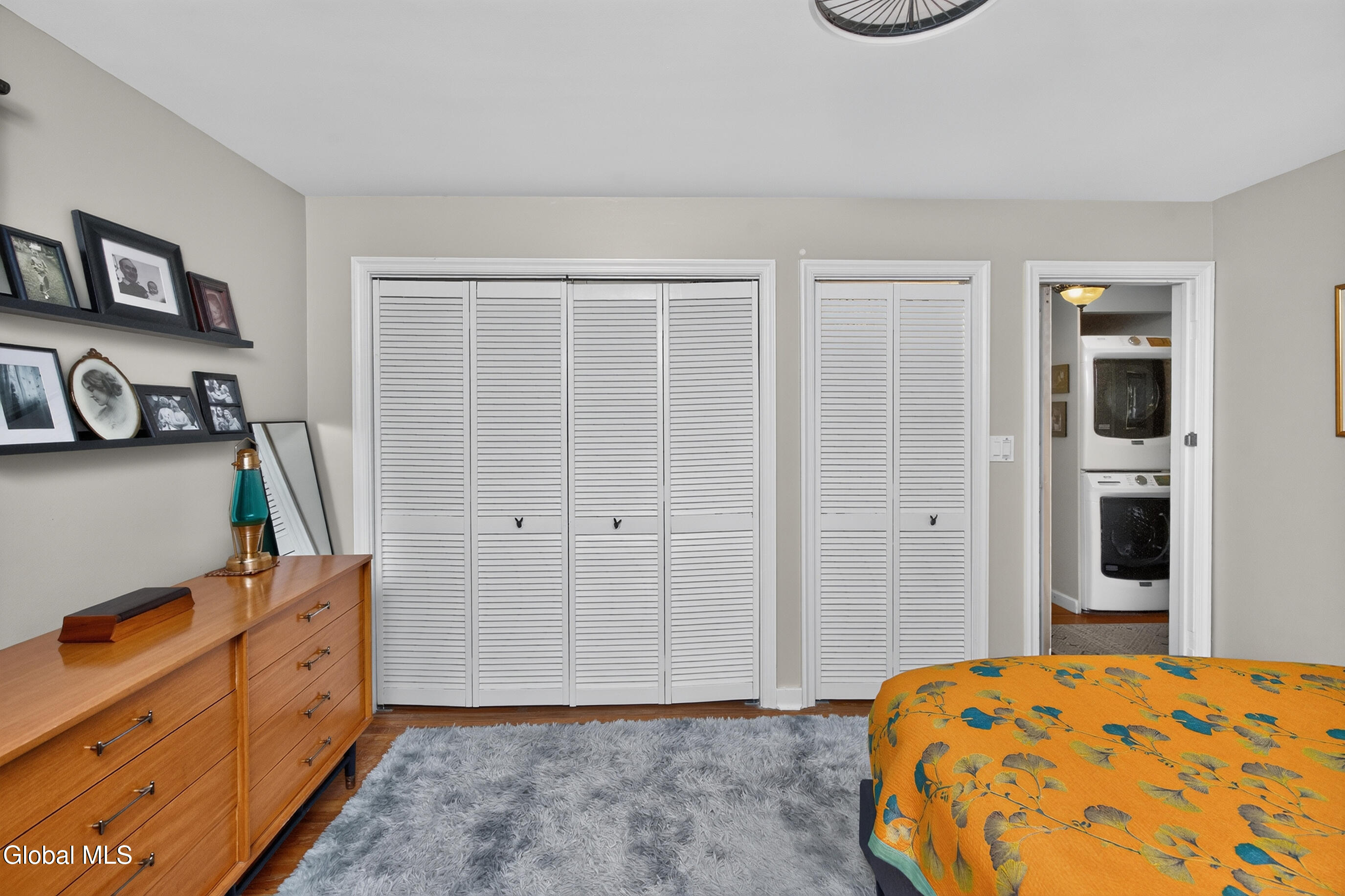 1009 Tollgate Lane Schenectady NY 12303