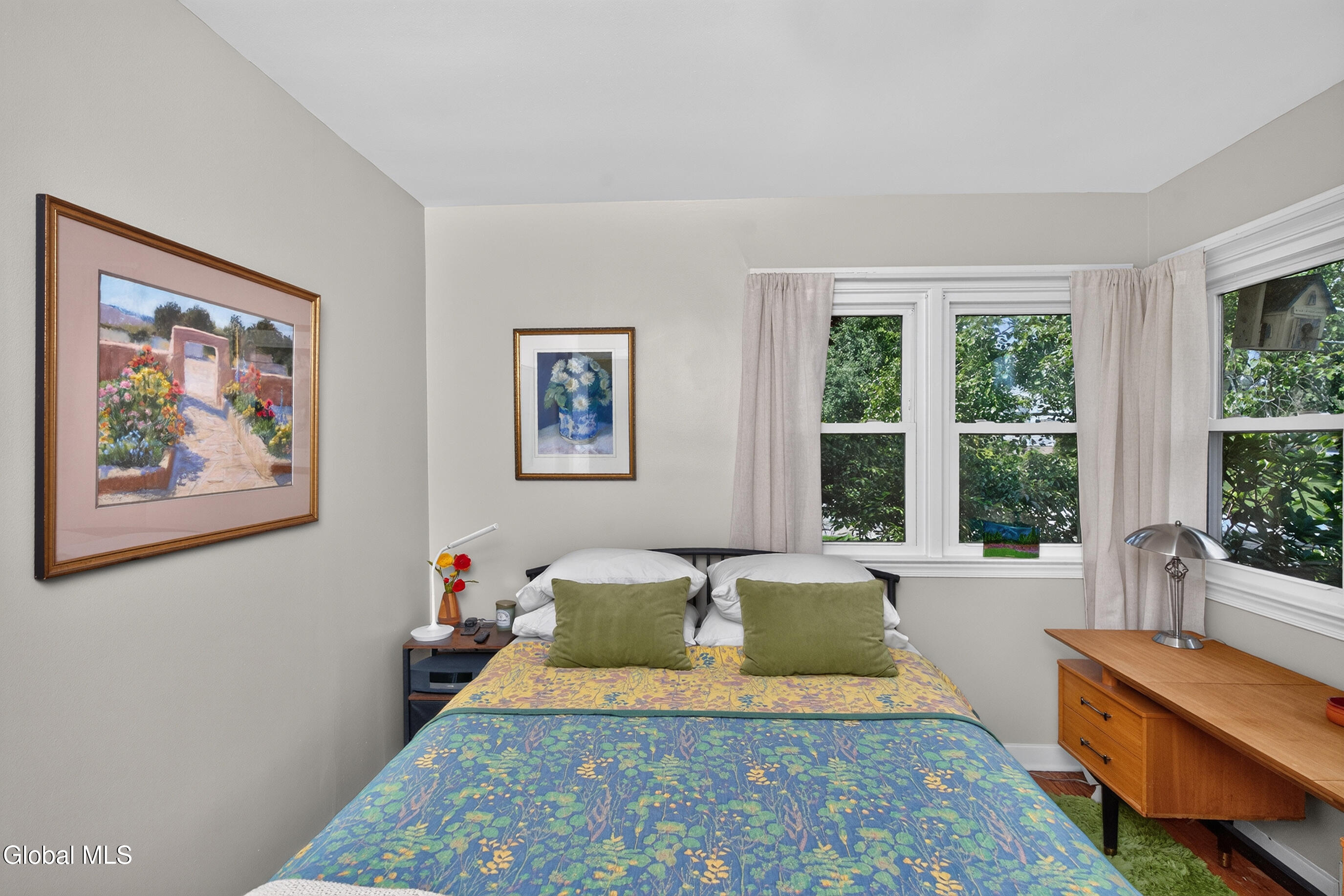 1009 Tollgate Lane Schenectady NY 12303