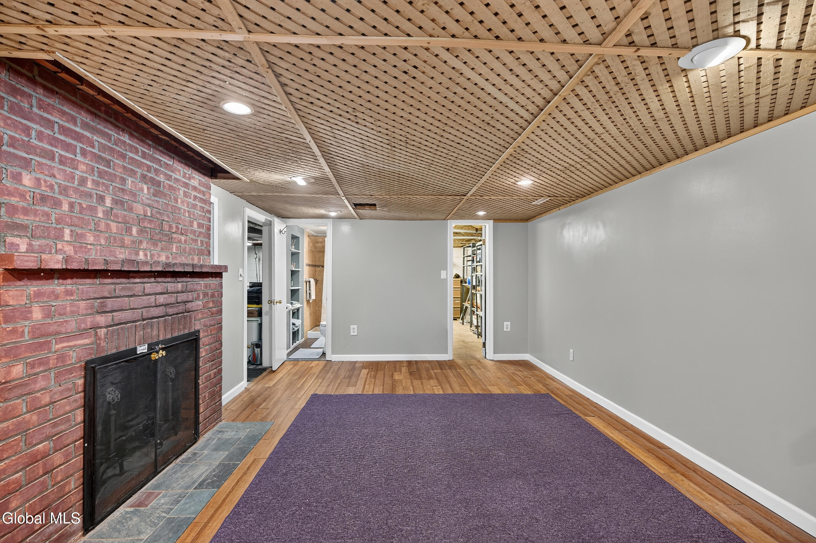 1009 Tollgate Lane Schenectady NY 12303