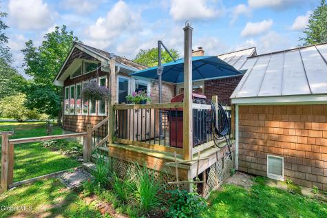 1009 Tollgate Lane Schenectady NY 12303
