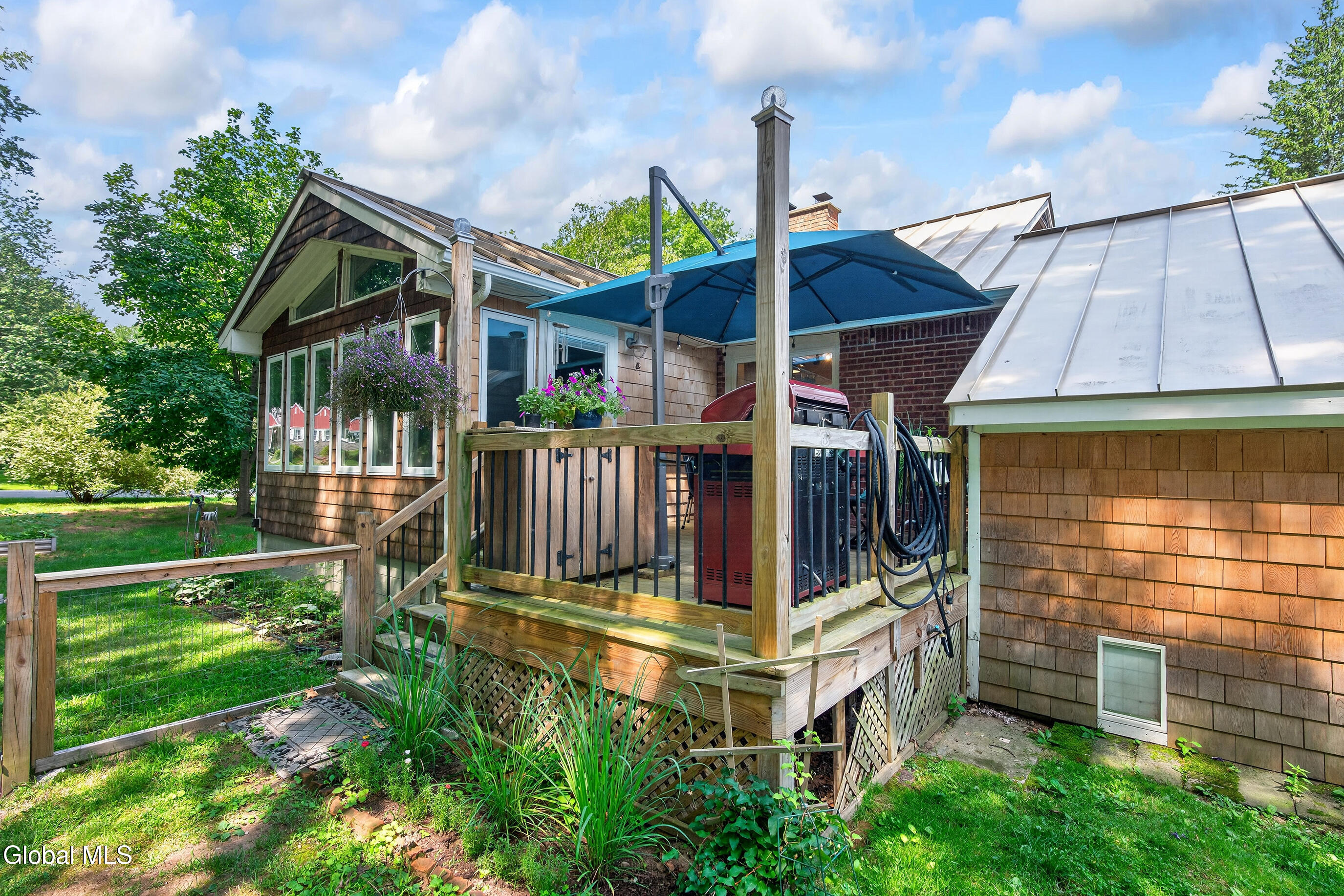 1009 Tollgate Lane Schenectady NY 12303