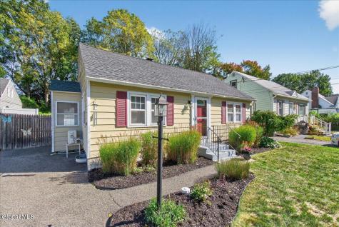 21 Pinehurst Road Albany NY 12205