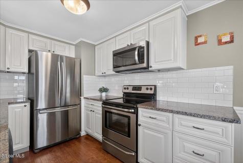 21 Pinehurst Road Albany NY 12205