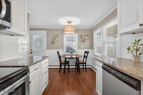 21 Pinehurst Road Albany NY 12205