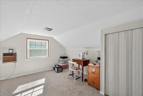 21 Pinehurst Road Albany NY 12205