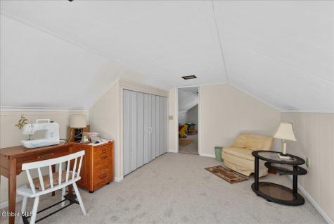 21 Pinehurst Road Albany NY 12205