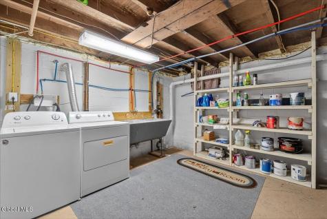 21 Pinehurst Road Albany NY 12205