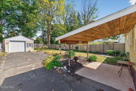 21 Pinehurst Road Albany NY 12205