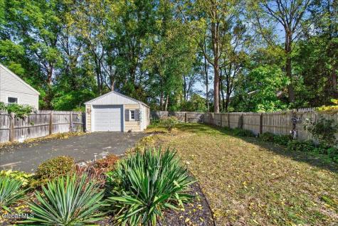 21 Pinehurst Road Albany NY 12205