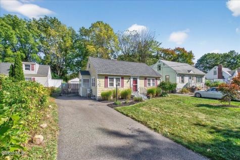 21 Pinehurst Road Albany NY 12205