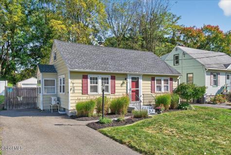 21 Pinehurst Road Albany NY 12205