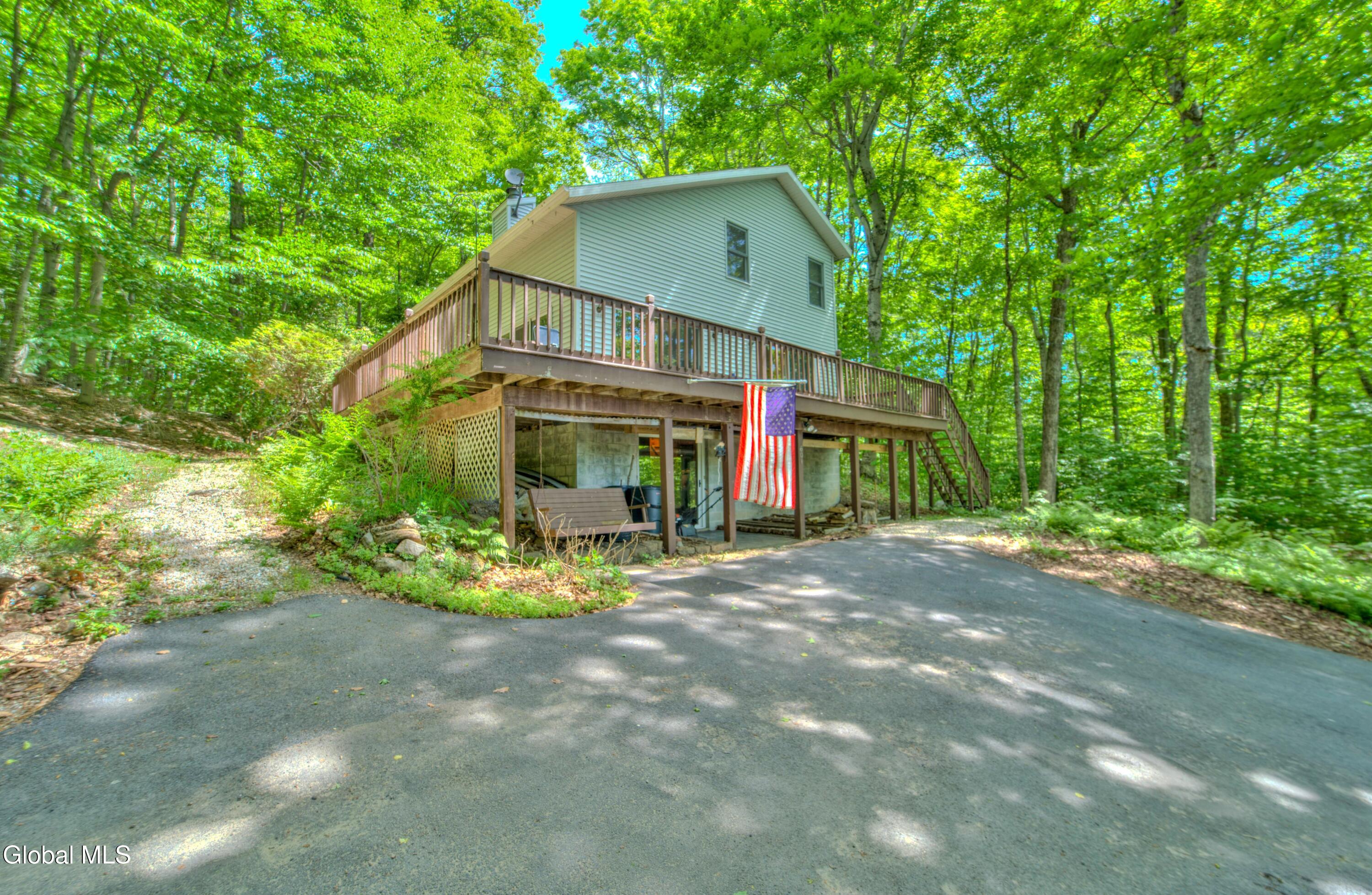 601 N Shore Peck Lake Road Gloversville NY 12078