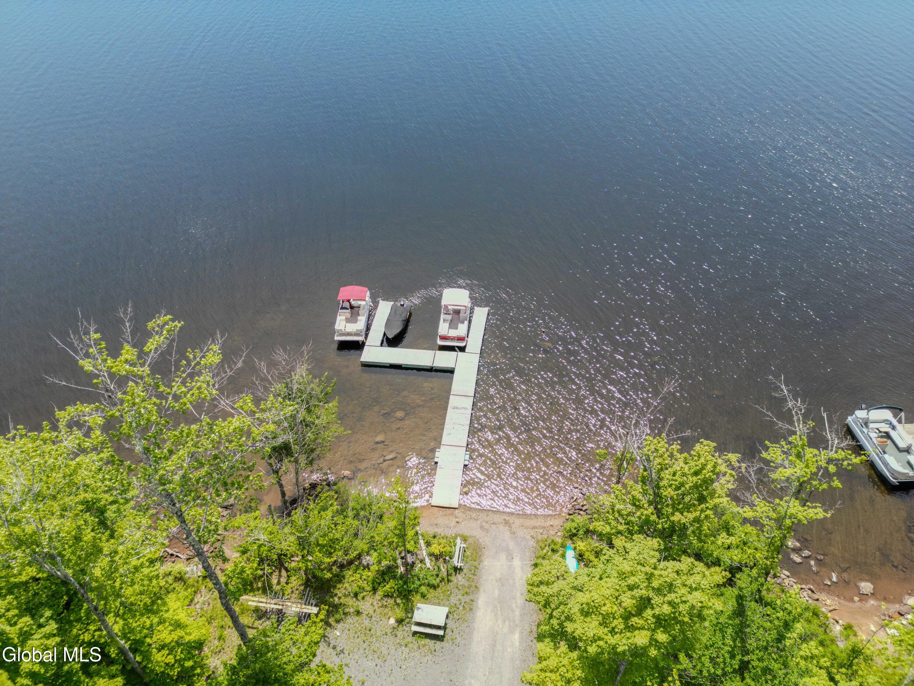 601 N Shore Peck Lake Road Gloversville NY 12078