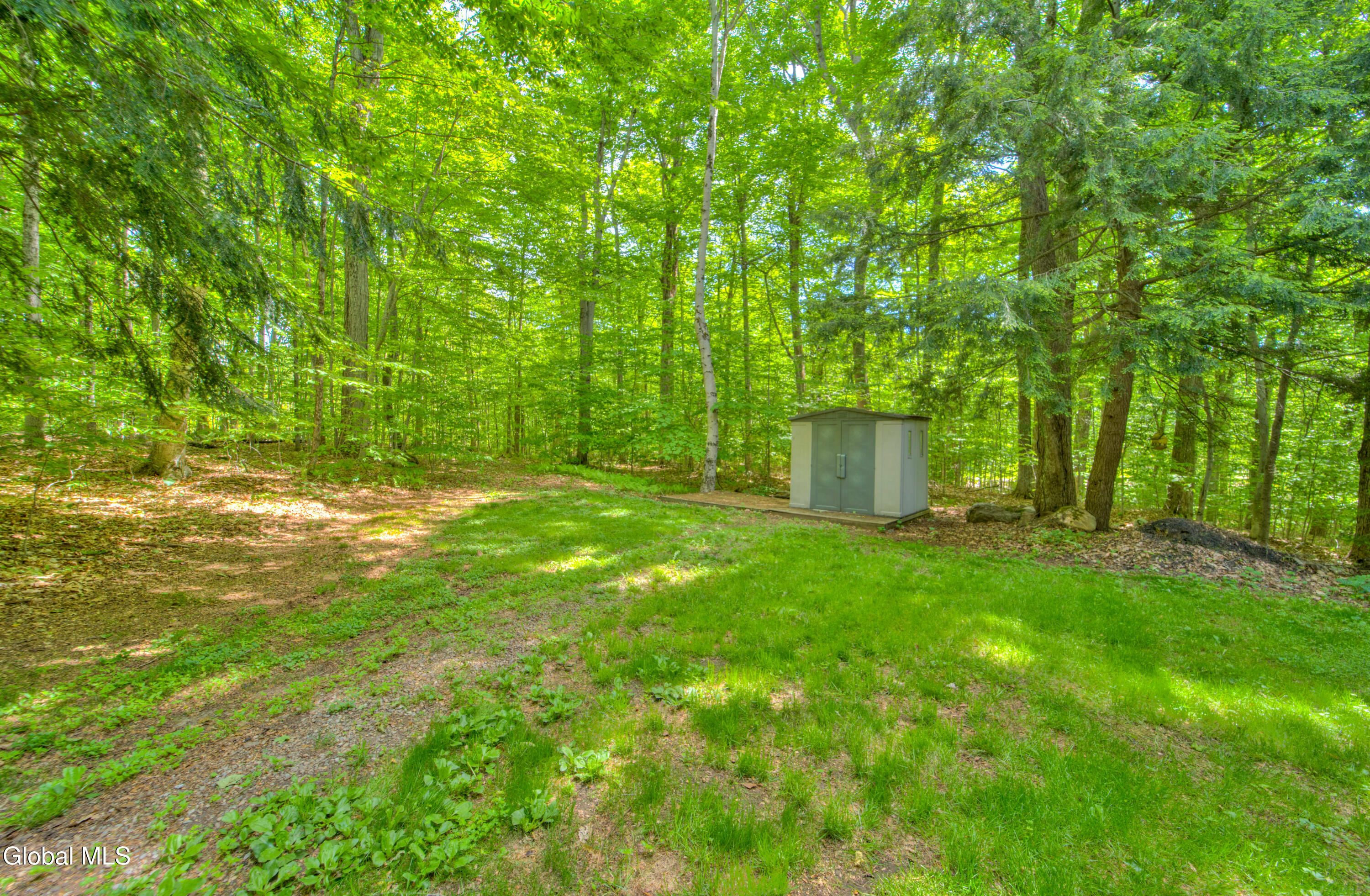 601 N Shore Peck Lake Road Gloversville NY 12078
