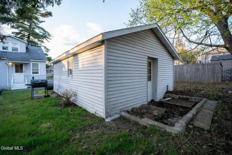 29 Undine Street Albany NY 12205