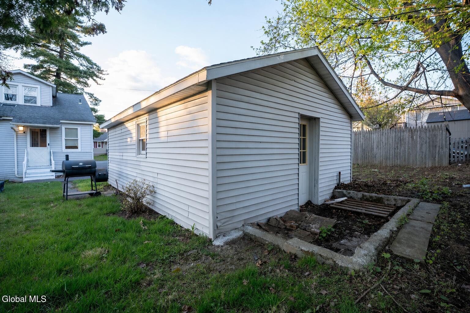 29 Undine Street Albany NY 12205