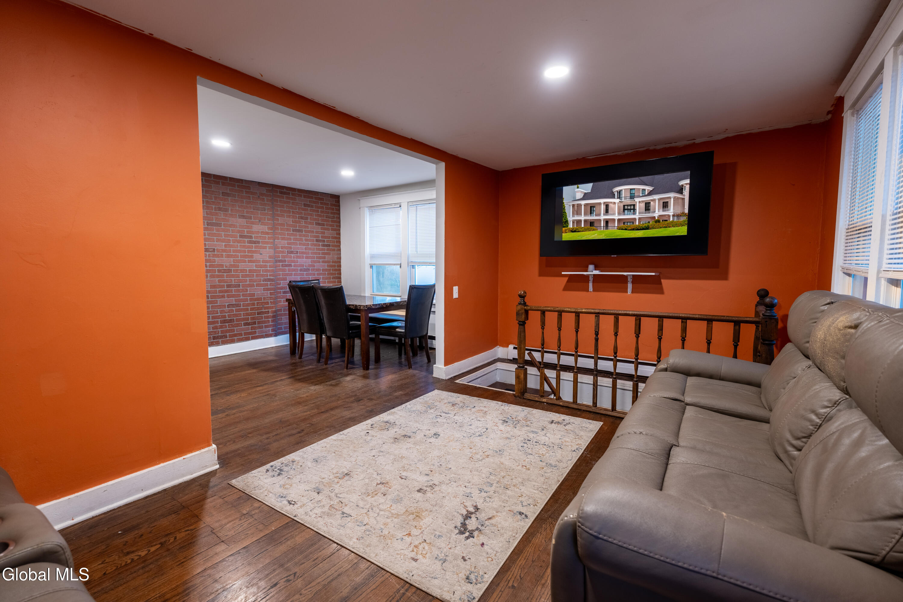 29 Undine Street Albany NY 12205