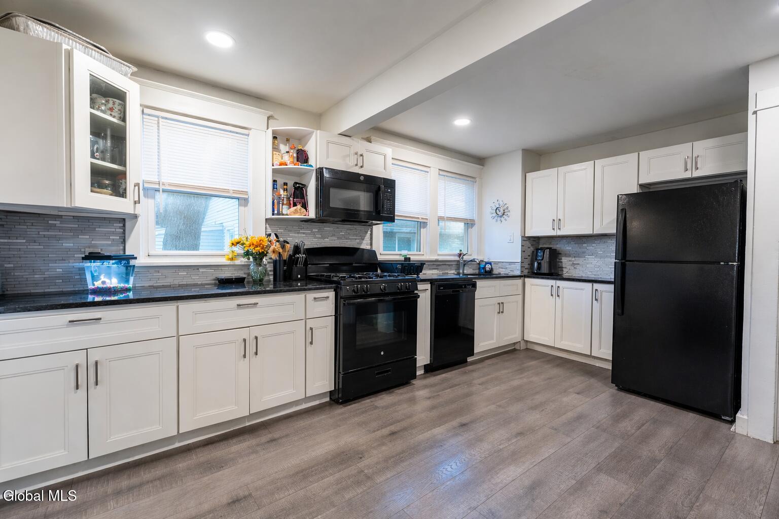 29 Undine Street Albany NY 12205