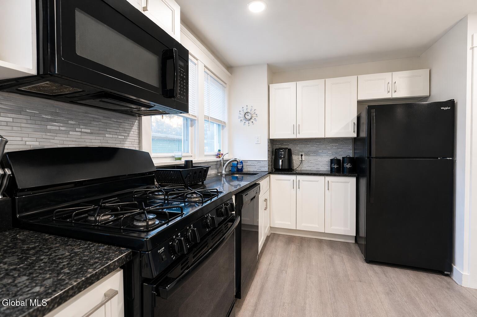 29 Undine Street Albany NY 12205