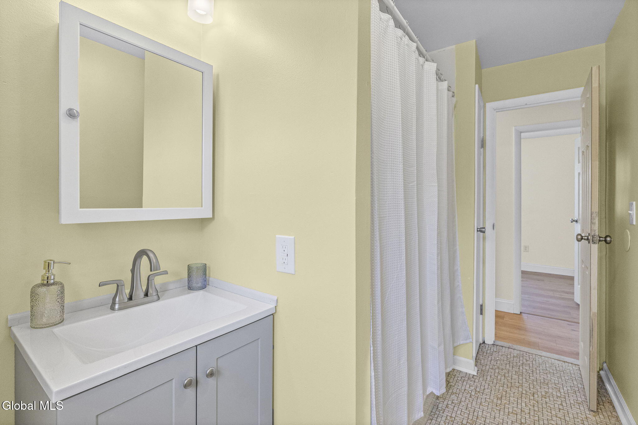 79 S Amherst Avenue Schenectady NY 12304